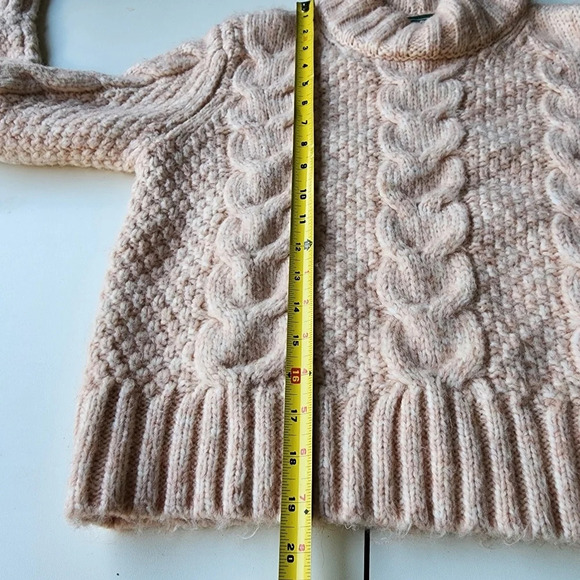 American Eagle Brush Pink Soft & Cozy Mock Neck Cropped Cable Knit Sweater M - Picture 11 of 14